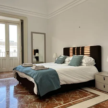 Casa Vacanze Al Duomo 1 Gasthuis Catánia